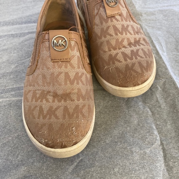 MK shoes - Picture 9 of 16